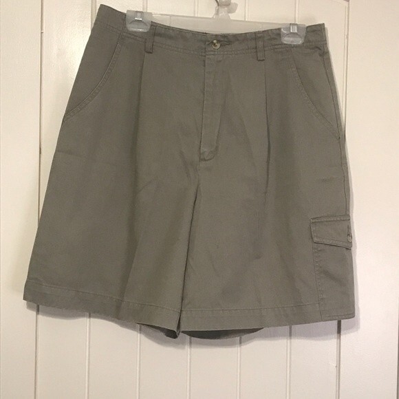 Eddie Bauer Khaki Shorts Light Olive - Picture 4 of 9